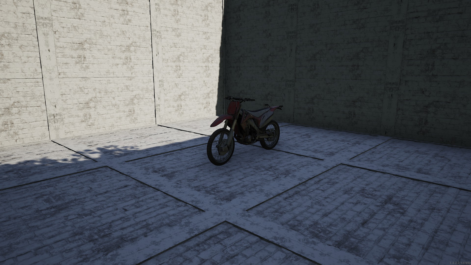 Dirt Bike im Serienzustand